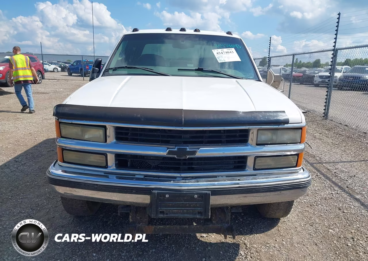 1999 Chevrolet C-K 3500 VIN:1GCHK33J0XF066185 - 12