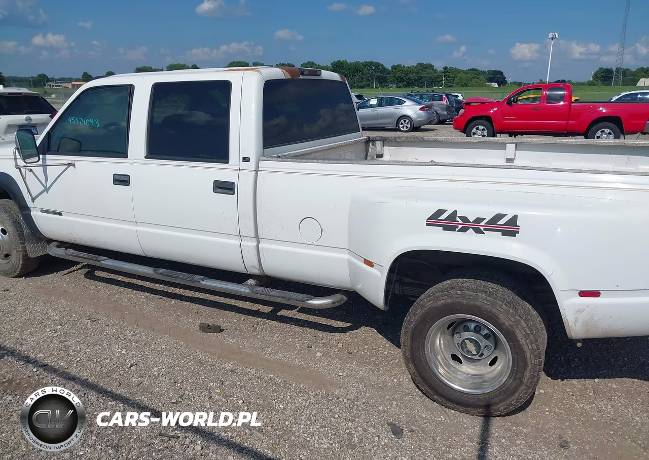 1999 Chevrolet C-K 3500 VIN:1GCHK33J0XF066185 - 14
