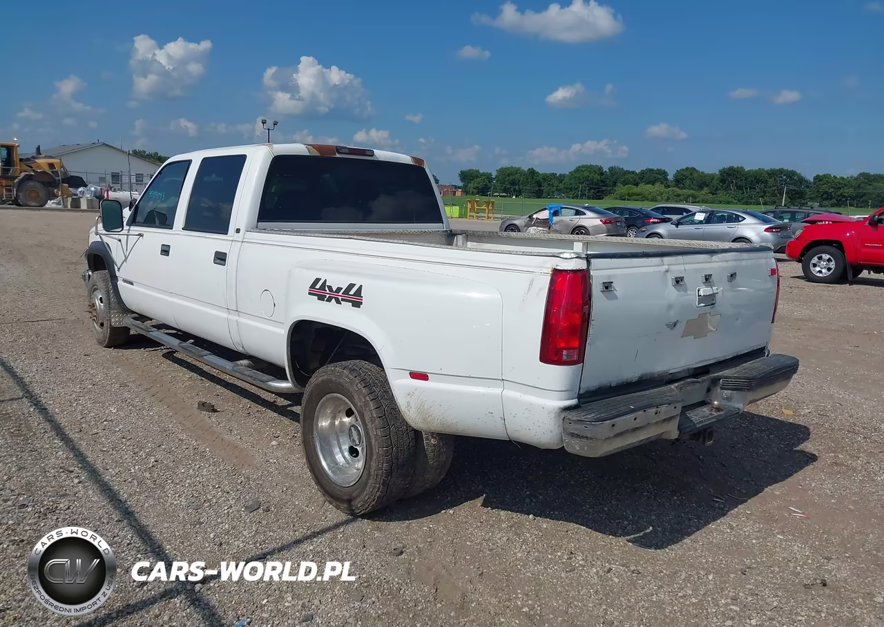 1999 Chevrolet C-K 3500 VIN:1GCHK33J0XF066185 - 3