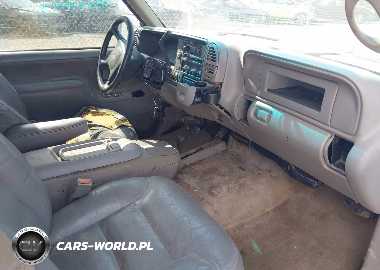 1999 Chevrolet C-K 3500 VIN:1GCHK33J0XF066185 - 5