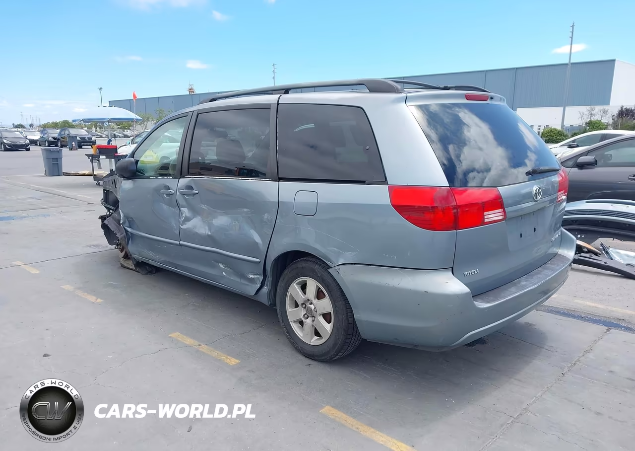 2004 Toyota Sienna Le VIN:5TDZA23C34S025757 - 3