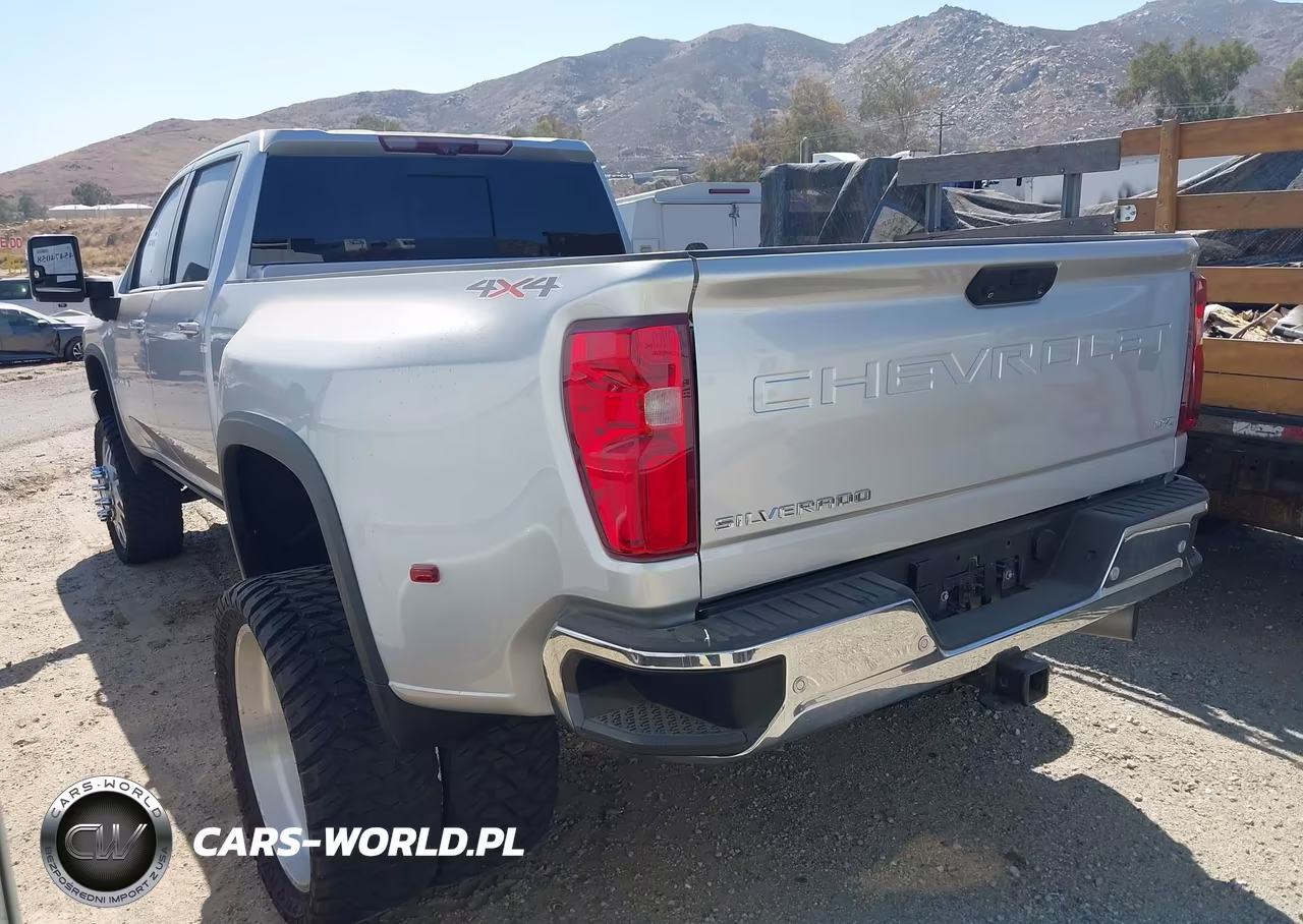 2021 Chevrolet Silverado 3500Hd 4Wd Long Bed Ltz VIN:1GC4YUEY3MF174244 - 3