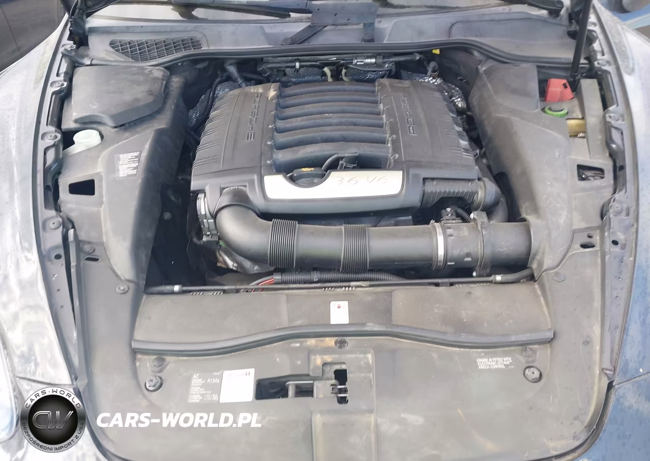 2012 Porsche Cayenne VIN:WP1AA2A28CLA09706 - 10