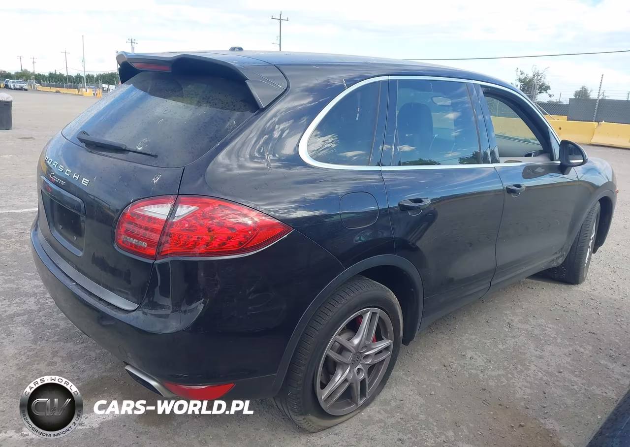 2012 Porsche Cayenne VIN:WP1AA2A28CLA09706 - 4