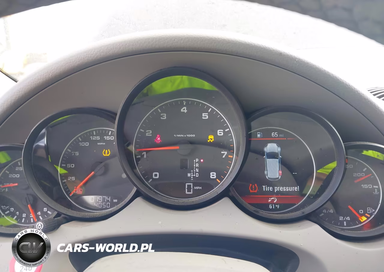 2012 Porsche Cayenne VIN:WP1AA2A28CLA09706 - 7