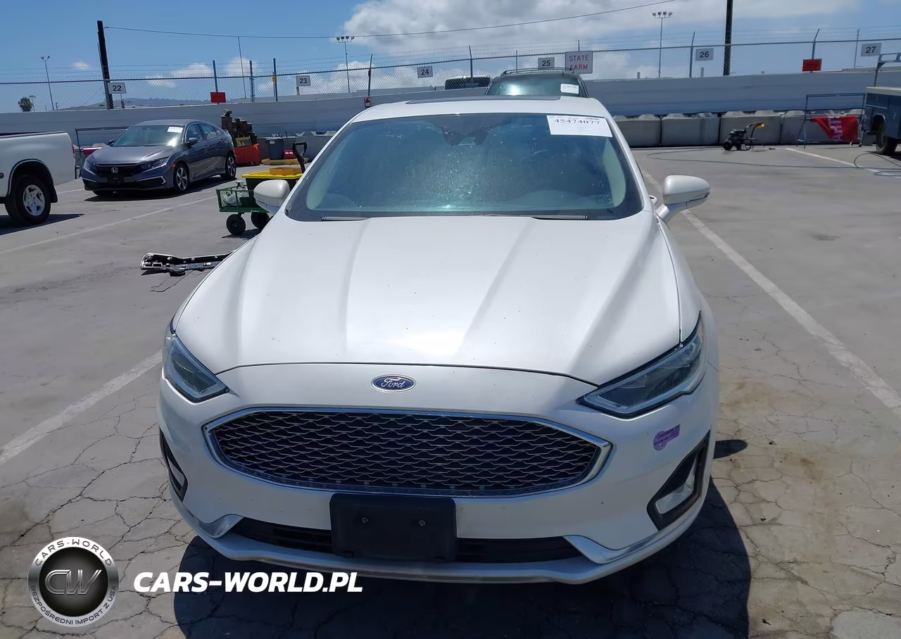 2019 Ford Fusion Energi Titanium VIN:3FA6P0SU7KR175005 - 12