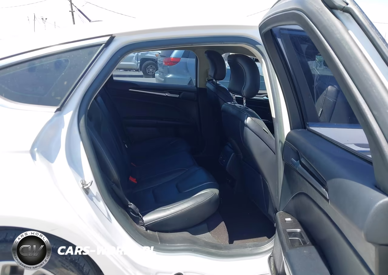2019 Ford Fusion Energi Titanium VIN:3FA6P0SU7KR175005 - 8