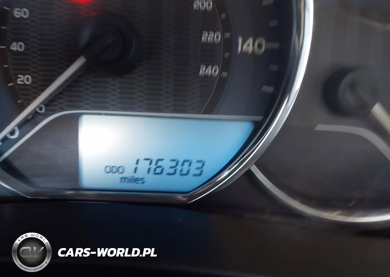 2016 Toyota Corolla Le VIN:5YFBURHE5GP377005 - 15