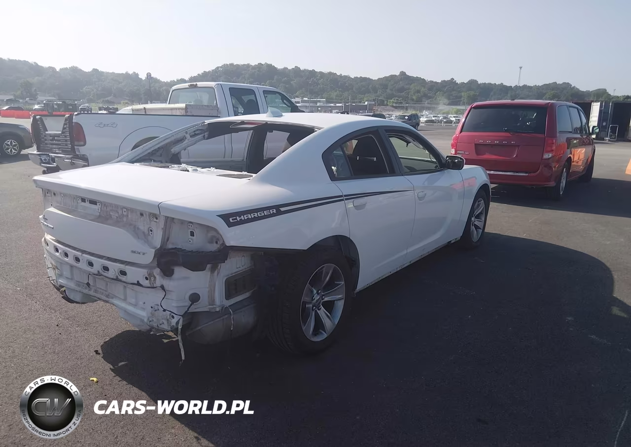 2016 Dodge Charger Sxt VIN:2C3CDXHG7GH354653 - 4