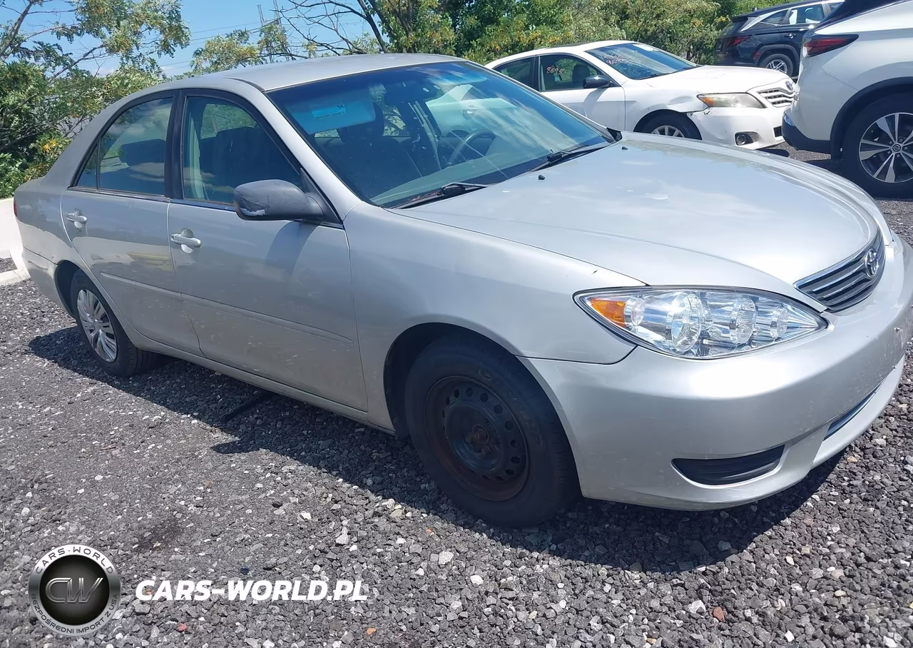 2005 Toyota Camry Std – zdjęcie 1 z 11