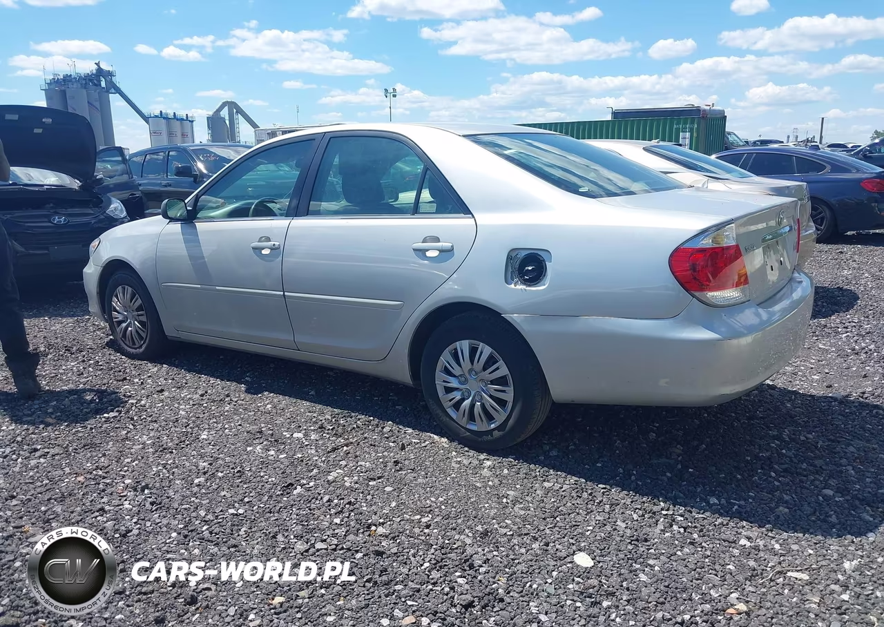 2005 Toyota Camry Std VIN:4T1BE32K15U060357 - 3