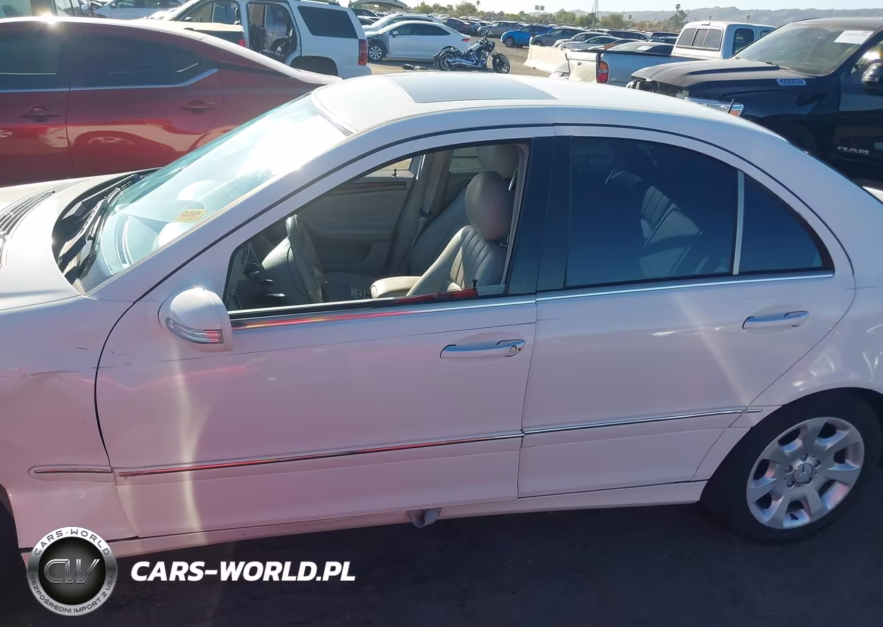 2005 Mercedes-Benz C 240 Luxury VIN:WDBRF61J45F571252 - 14