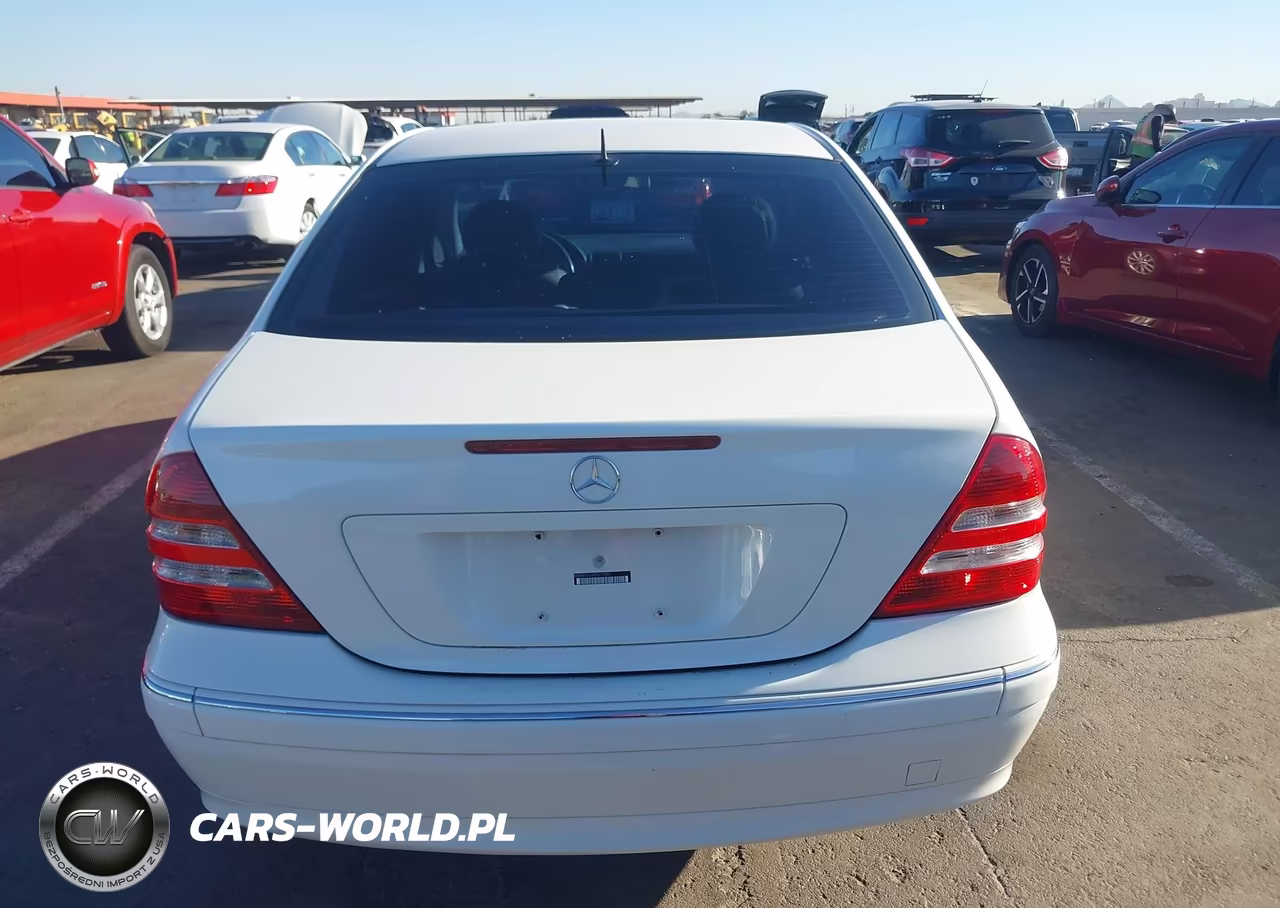 2005 Mercedes-Benz C 240 Luxury VIN:WDBRF61J45F571252 - 16