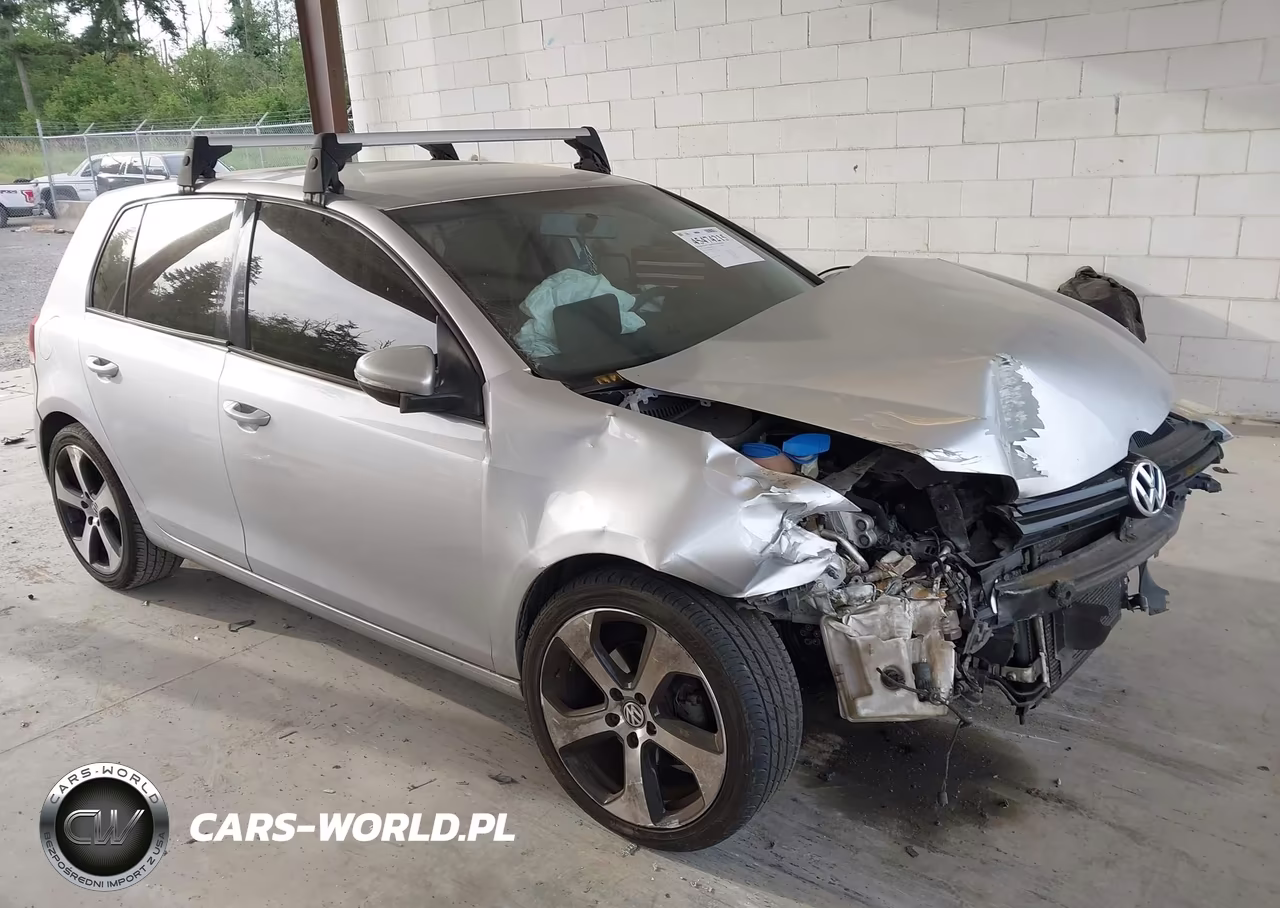 2012 Volkswagen Golf 2.5L 4-Door