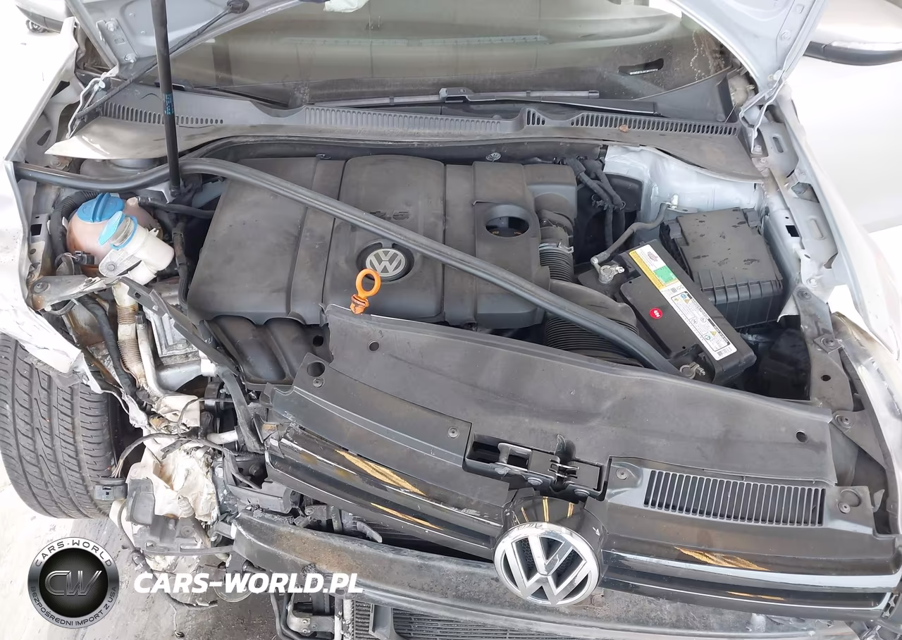 2012 Volkswagen Golf 2.5L 4-Door VIN:WVWDB7AJ8CW272924 - 10
