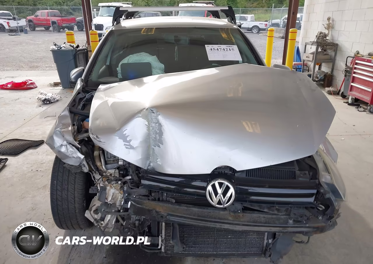 2012 Volkswagen Golf 2.5L 4-Door VIN:WVWDB7AJ8CW272924 - 13