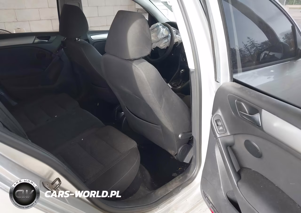 2012 Volkswagen Golf 2.5L 4-Door VIN:WVWDB7AJ8CW272924 - 8
