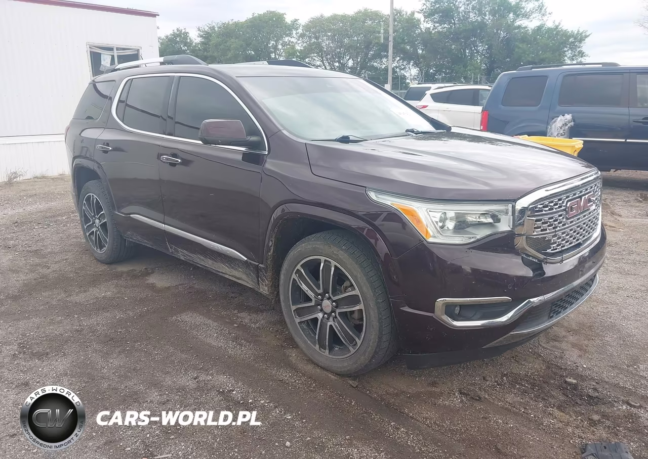 2017 GMC Acadia Denali – zdjęcie 1 z 18