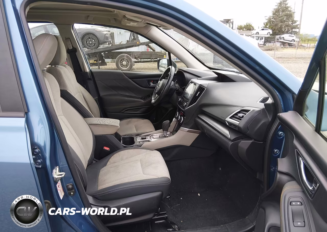 2019 Subaru Forester Premium VIN:JF2SKAEC9KH495977 - 5