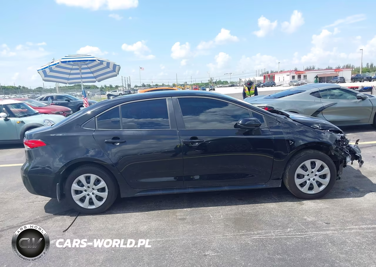 2026 Toyota Corolla Le VIN:5YFB4MDE9TP375423 - 14