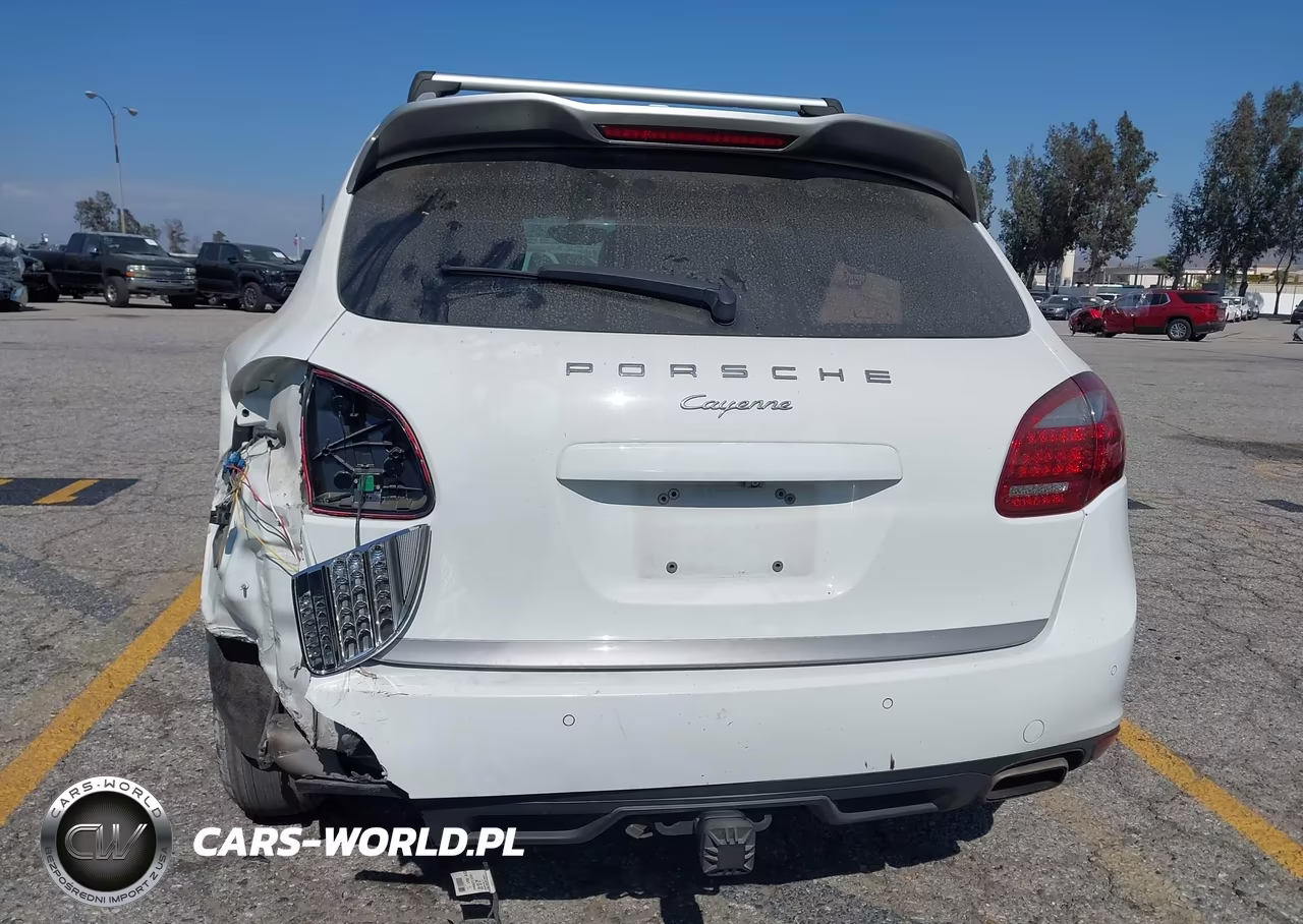 2014 Porsche Cayenne Platinum Edition VIN:WP1AA2A21ELA08528 - 16