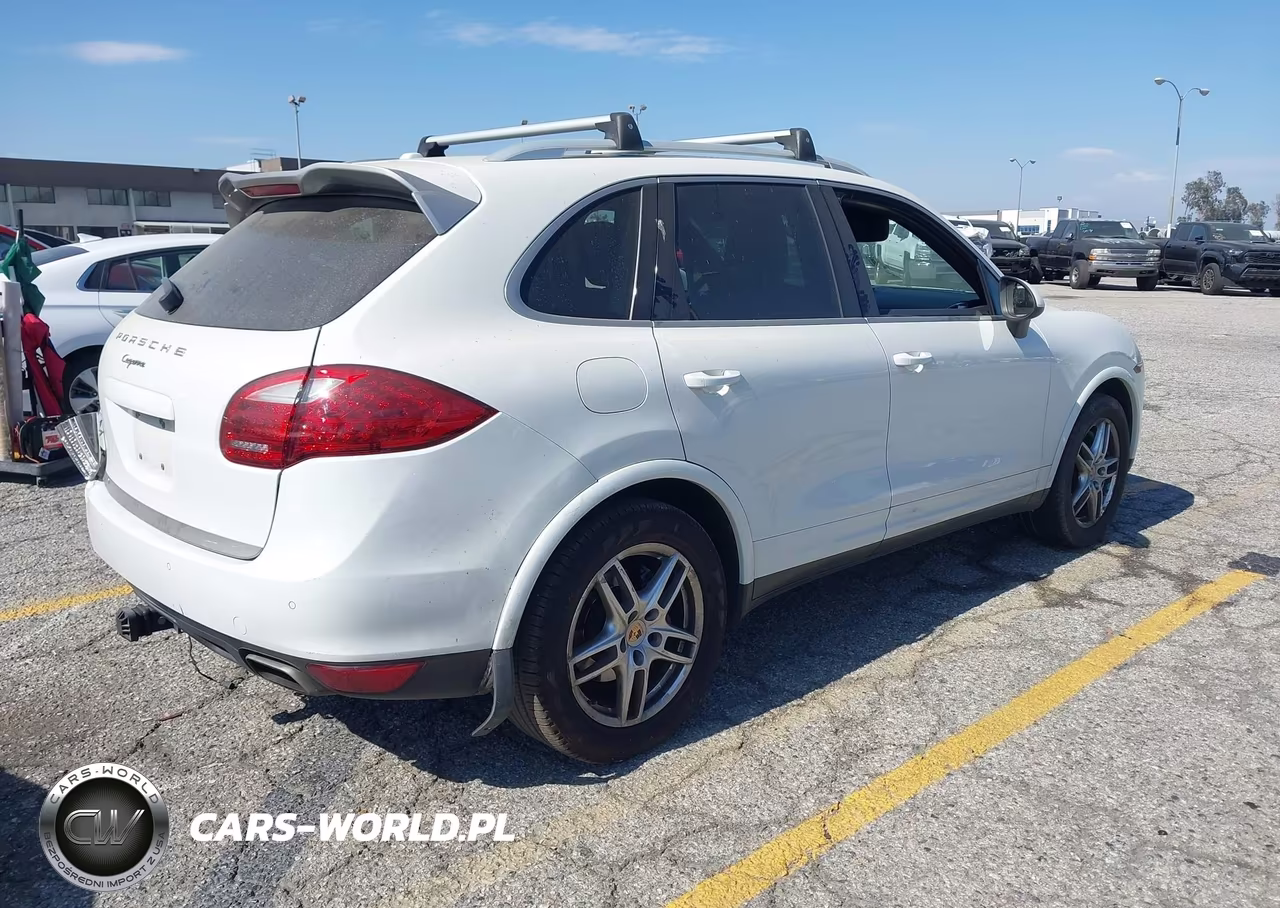 2014 Porsche Cayenne Platinum Edition VIN:WP1AA2A21ELA08528 - 4