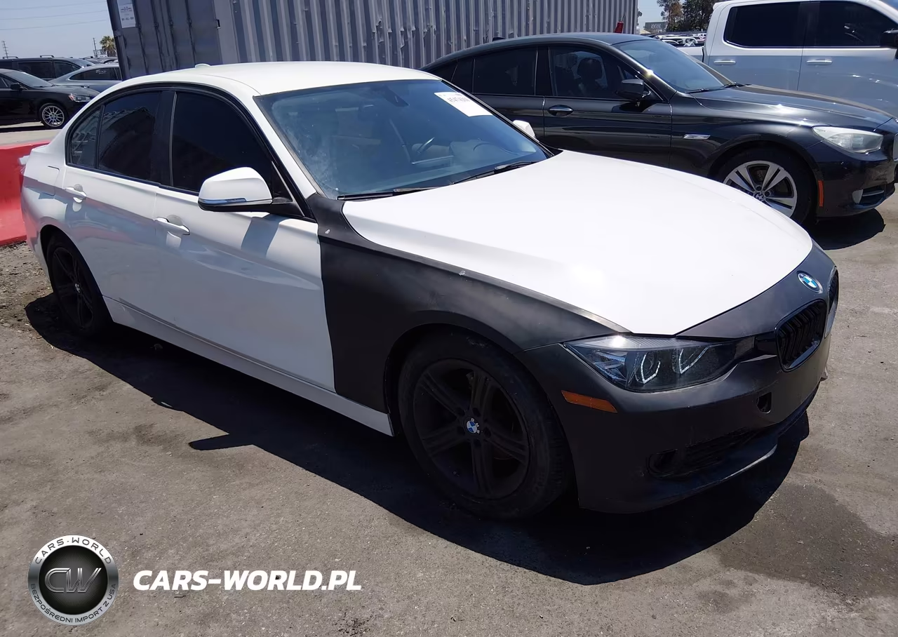 2013 BMW 328I – zdjęcie 1 z 11