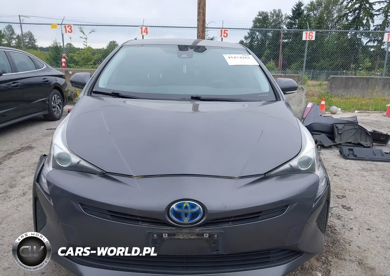2017 Toyota Prius Two VIN:JTDKBRFU2H3554944 - 11