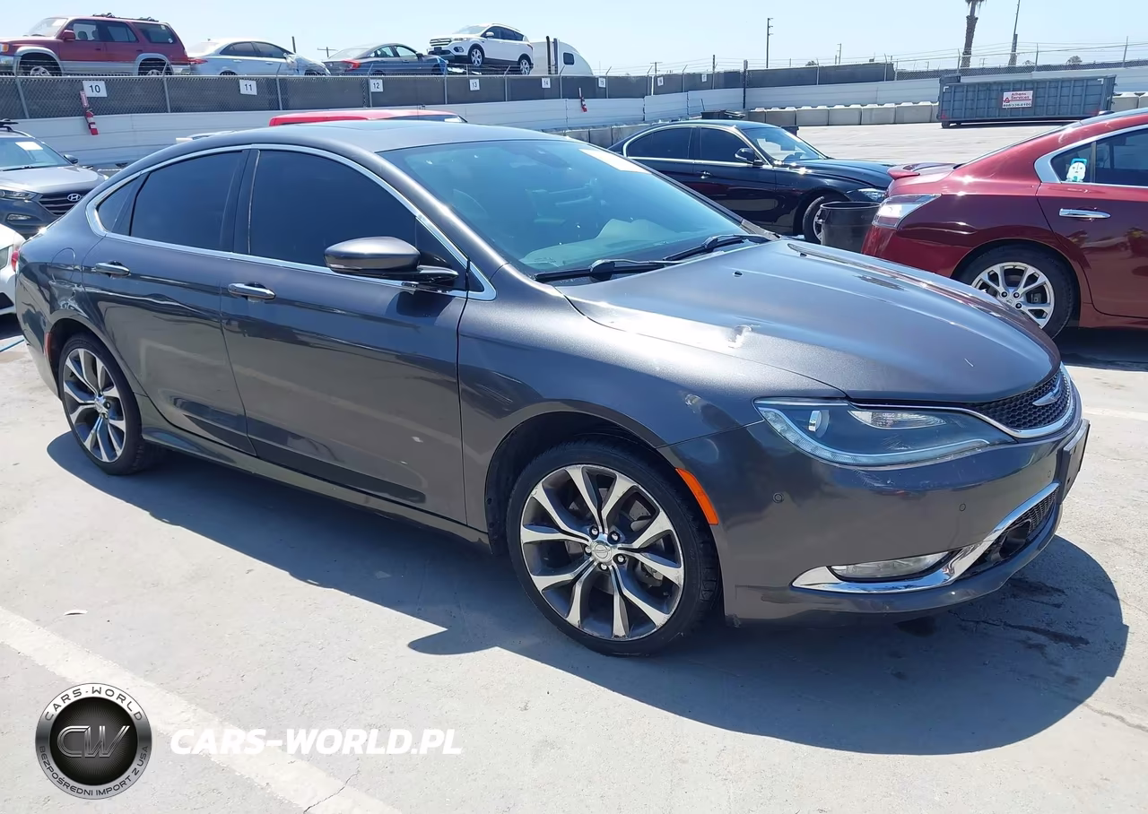 2015 Chrysler 200 C – zdjęcie 1 z 13