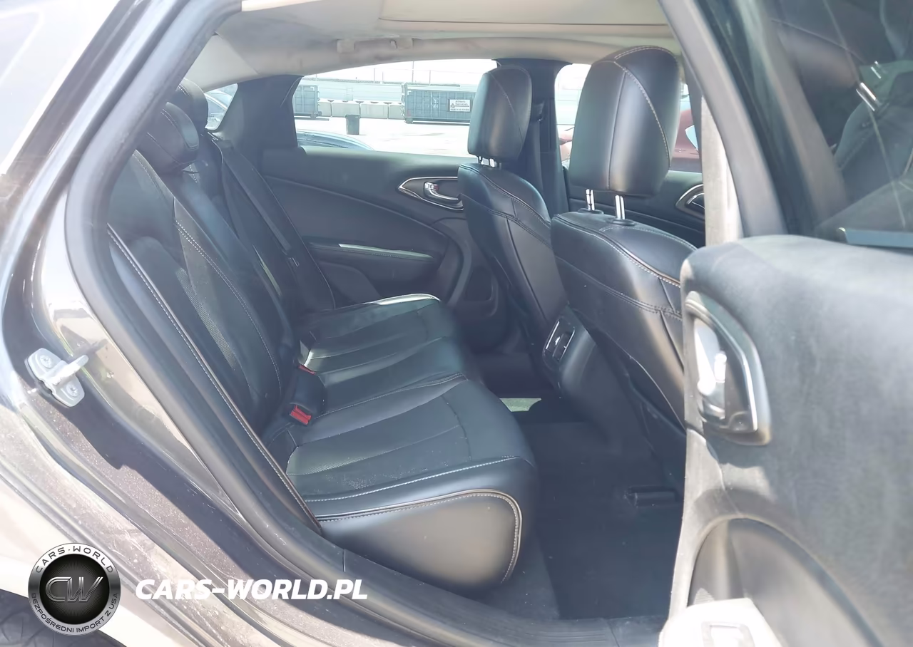 2015 Chrysler 200 C VIN:1C3CCCCB3FN654929 - 8