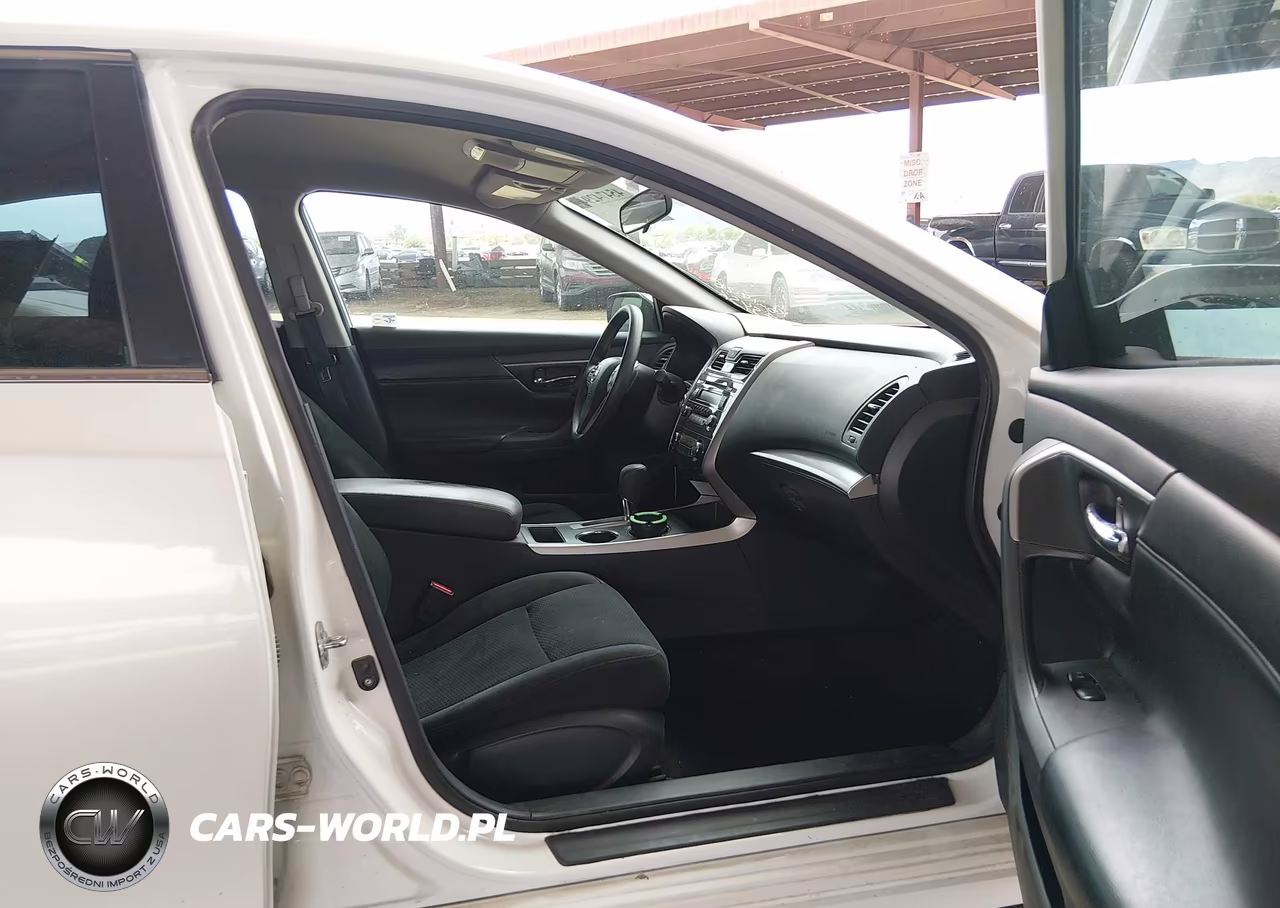 2015 Nissan Altima 2.5 S VIN:1N4AL3AP7FC475456 - 5