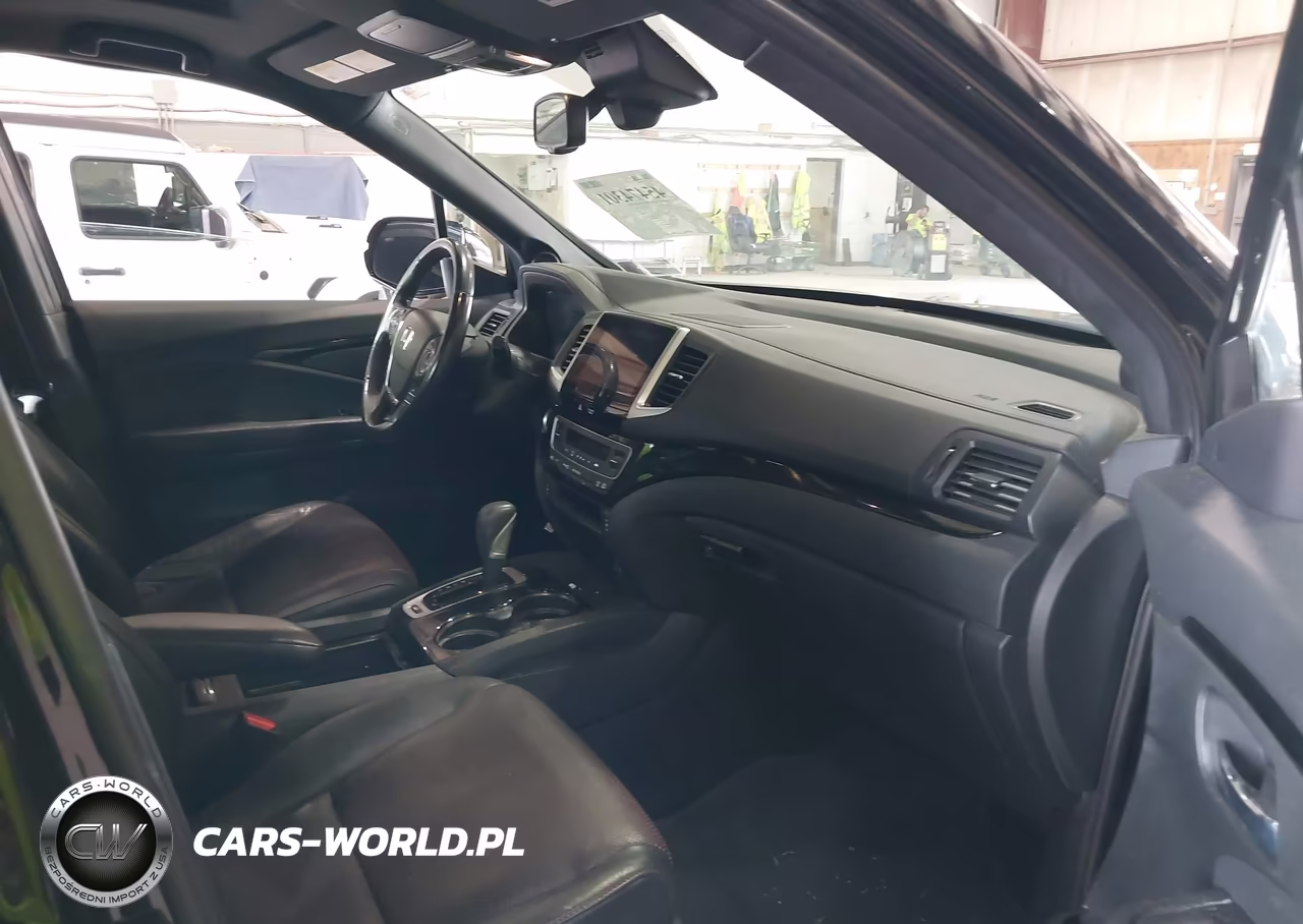 2019 Honda Ridgeline Black Edition VIN:5FPYK3F87KB042415 - 5