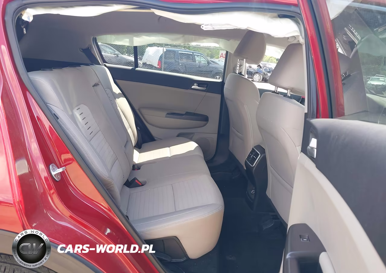 2020 Kia Sportage Lx VIN:KNDPM3AC7L7644040 - 8