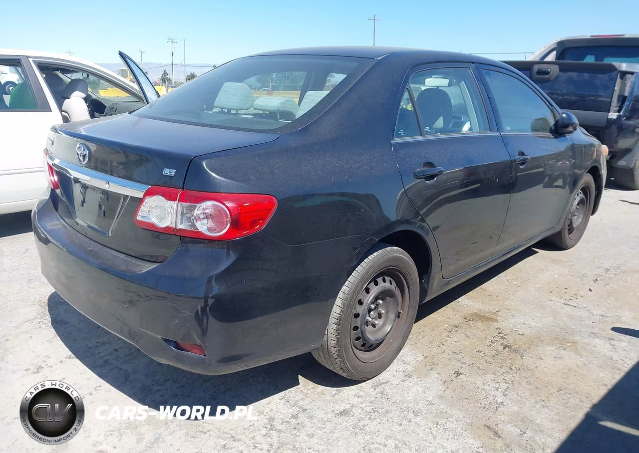 2013 Toyota Corolla Le VIN:5YFBU4EEXDP150654 - 4