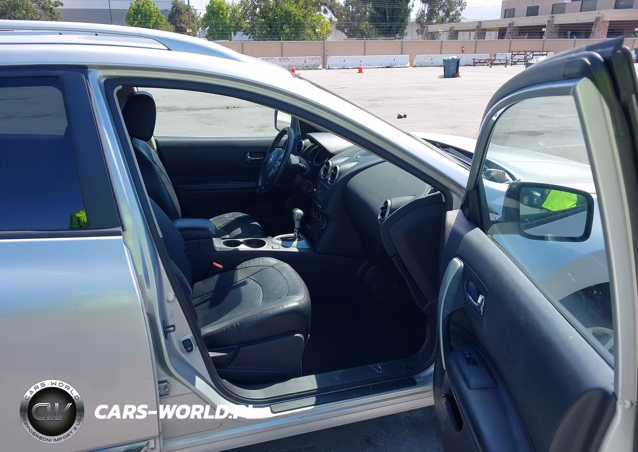 2011 Nissan Rogue Sv VIN:JN8AS5MV4BW668728 - 5