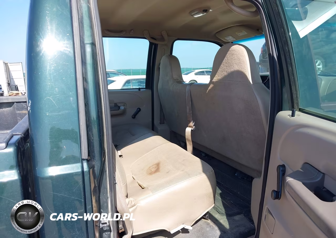 2002 Ford F-350 Lariat-Xl-Xlt VIN:1FTSW31F02EC10132 - 8