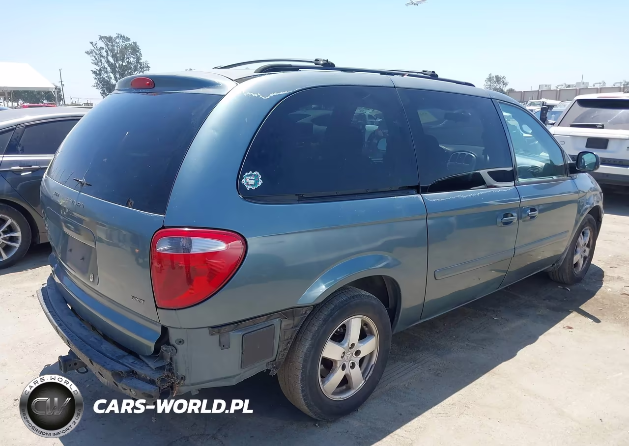 2007 Dodge Grand Caravan Sxt VIN:2D4GP44L87R180093 - 4