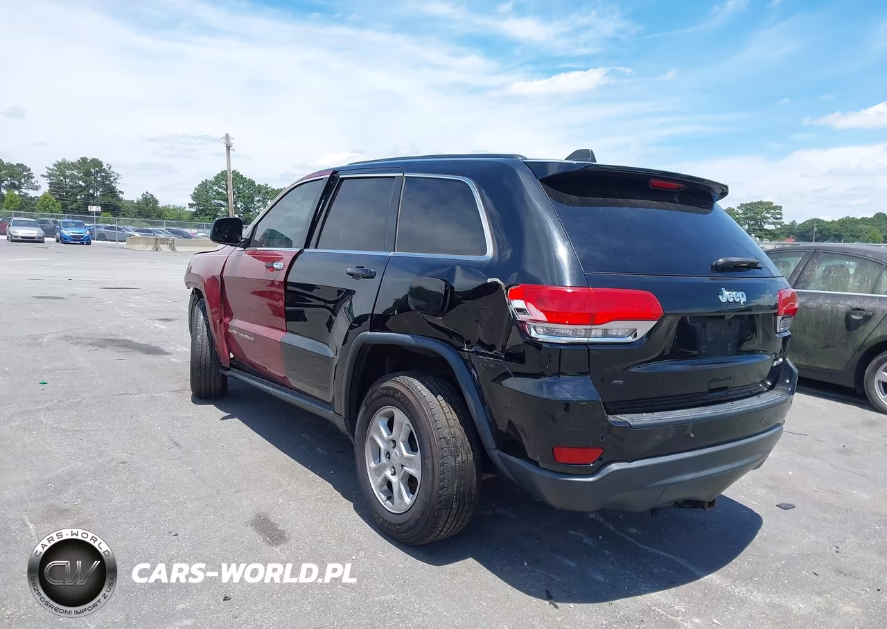 2017 Jeep Grand Cherokee Laredo VIN:1C4RJEAG2HC890394 - 3