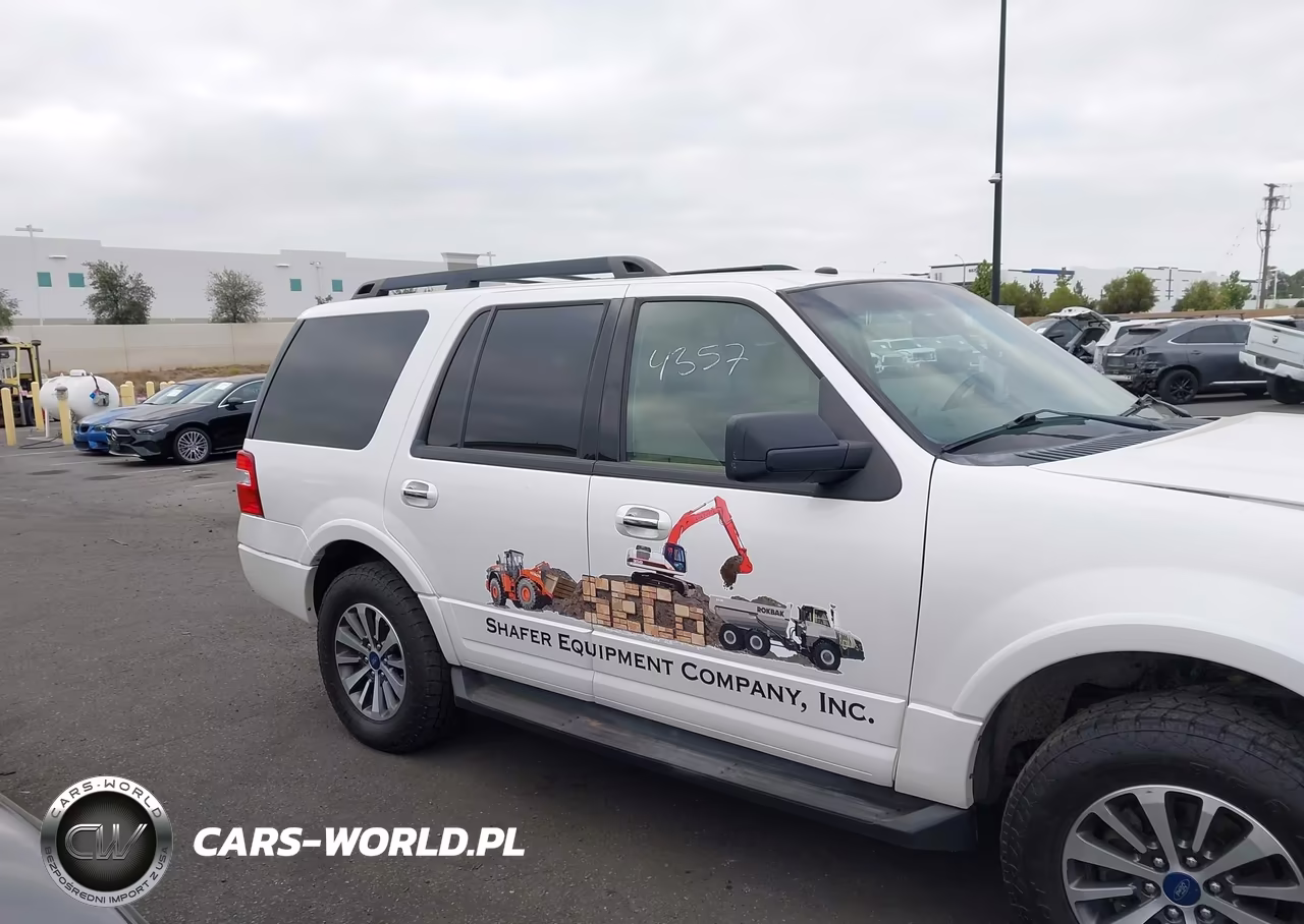 2017 Ford Expedition Xlt VIN:1FMJU1JT6HEA75707 - 14