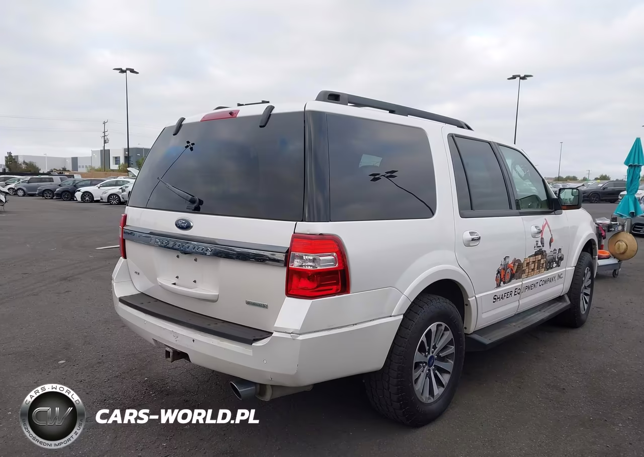 2017 Ford Expedition Xlt VIN:1FMJU1JT6HEA75707 - 4