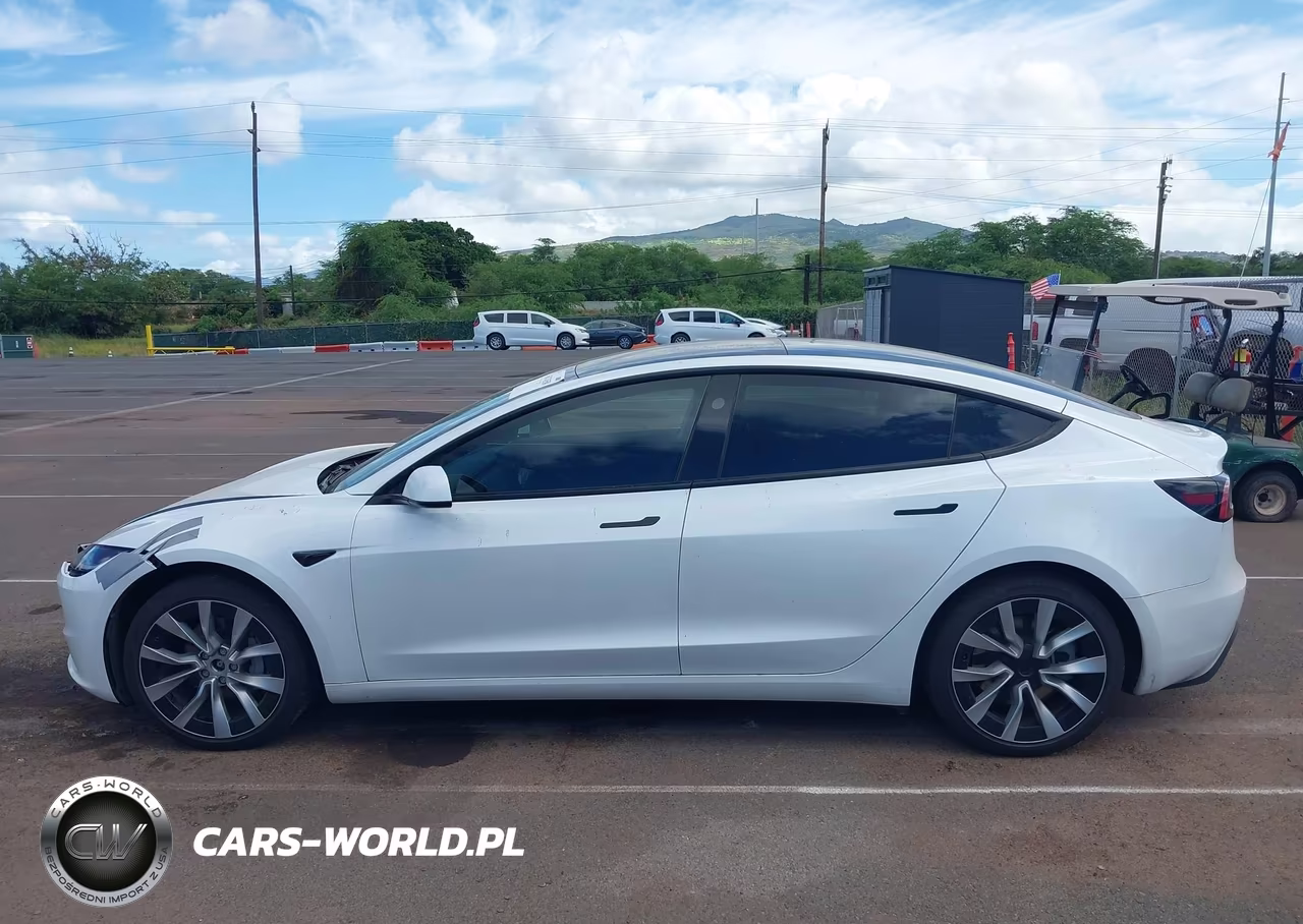 2025 Tesla Model 3 Long Range All-Wheel Drive VIN:5YJ3E1EB3SF049096 - 14