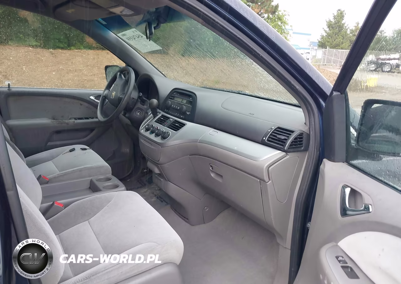 2010 Honda Odyssey Lx VIN:5FNRL3H24AB015755 - 5
