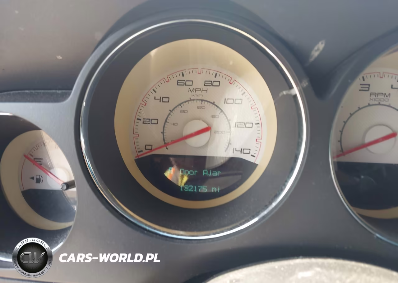 2013 Dodge Challenger Sxt VIN:2C3CDYAG8DH651815 - 7