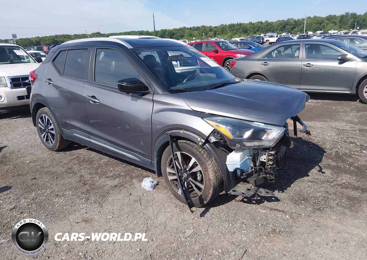 2018 Nissan Kicks Sr