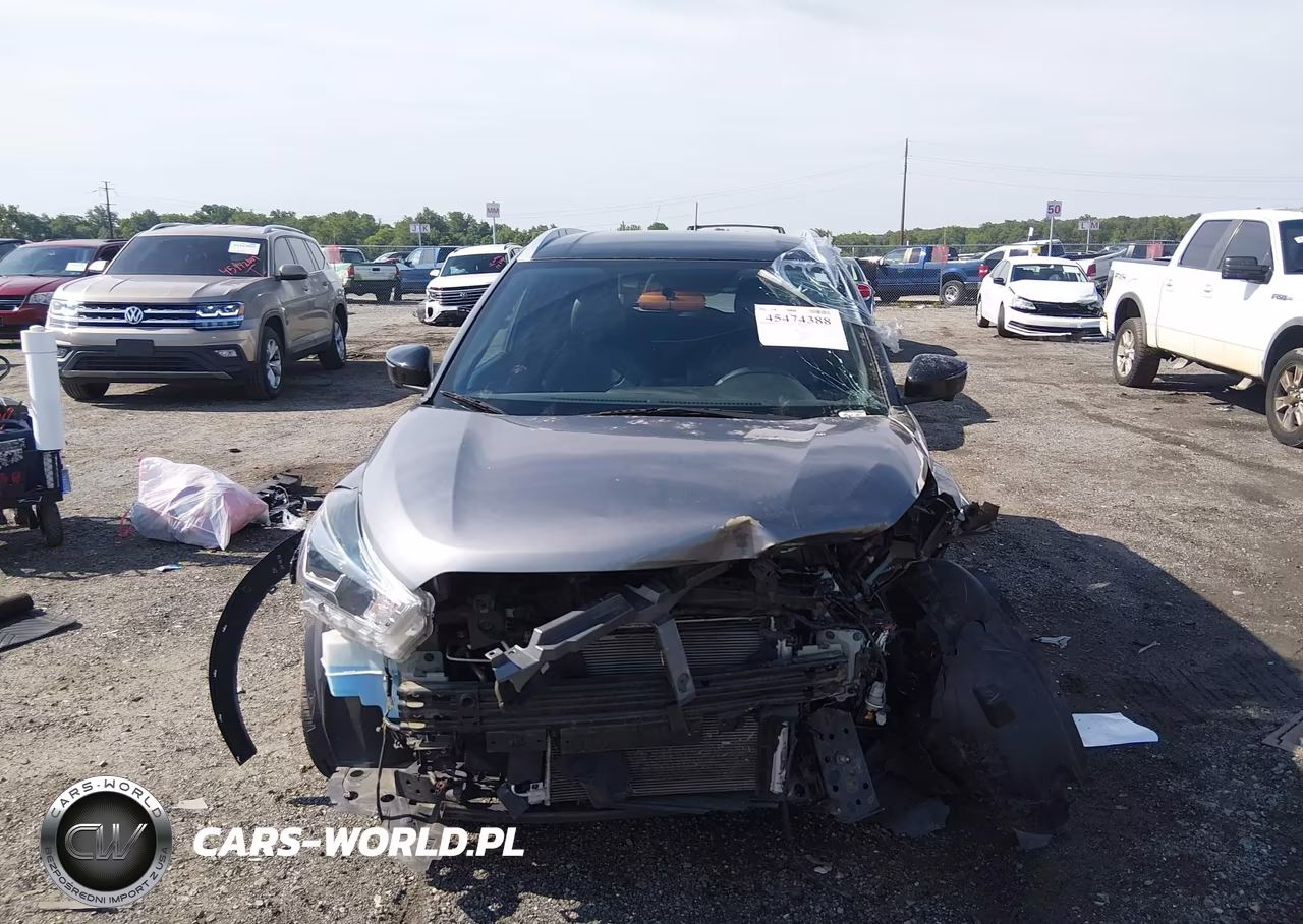 2018 Nissan Kicks Sr VIN:3N1CP5CU7JL515993 - 13