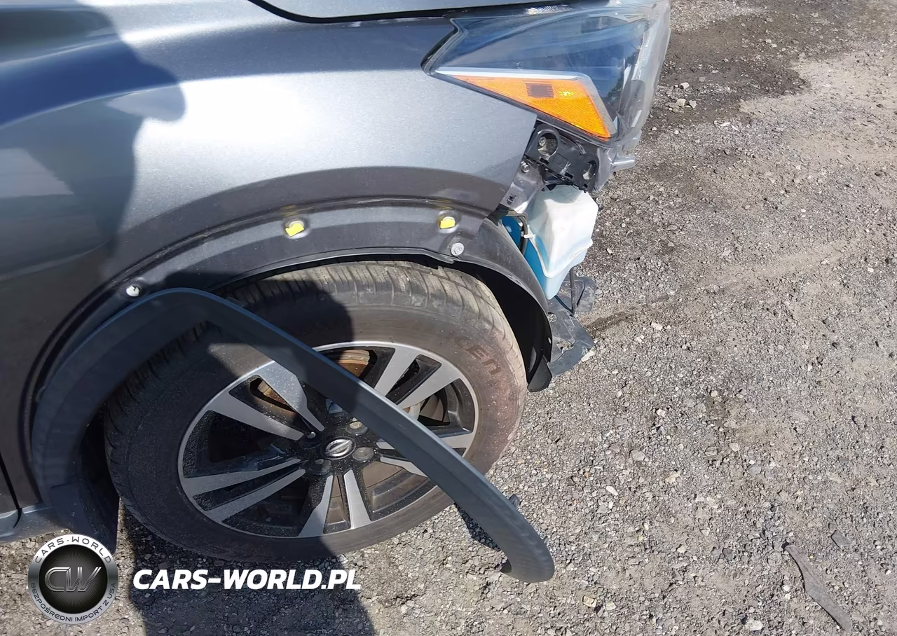 2018 Nissan Kicks Sr VIN:3N1CP5CU7JL515993 - 6