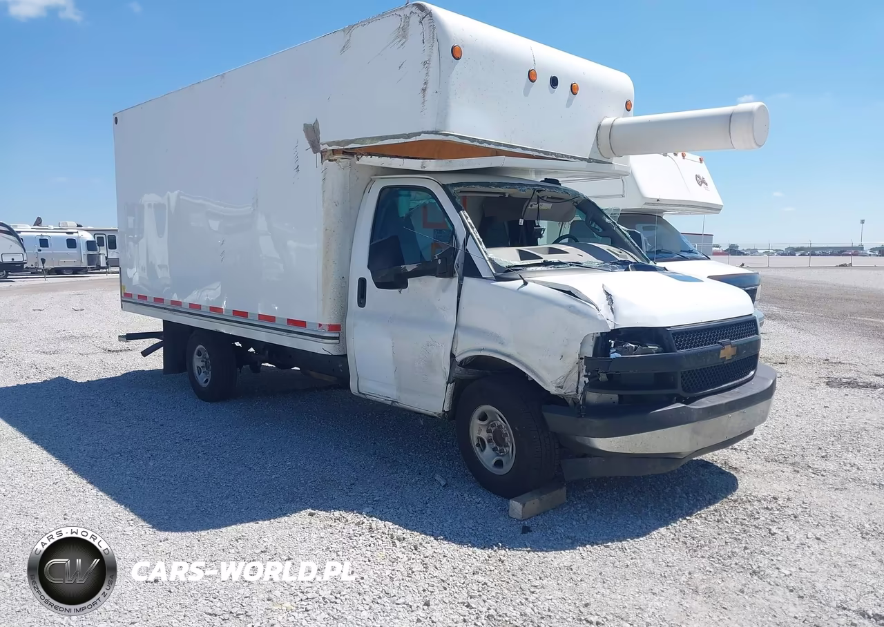 2024 Chevrolet Express Cutaway Work Van