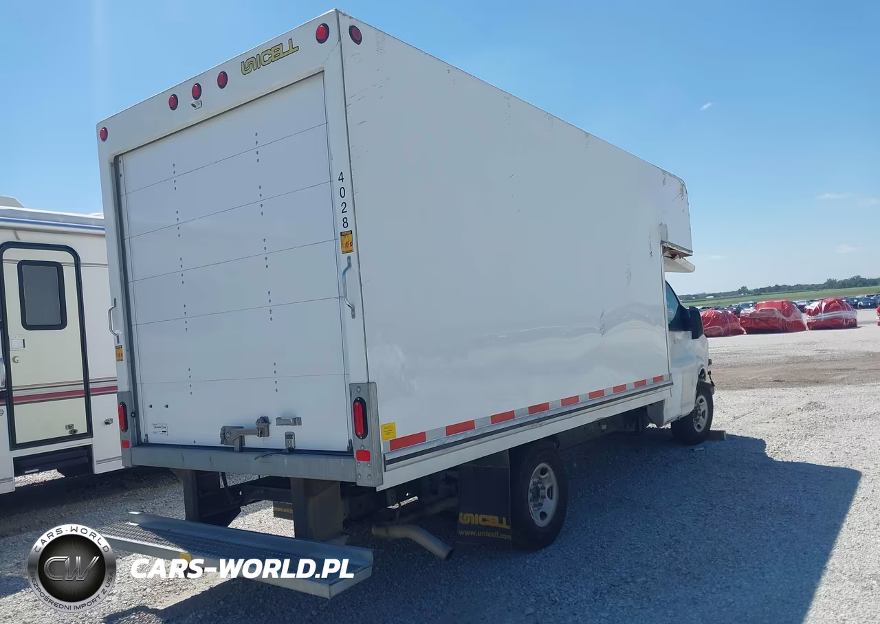 2024 Chevrolet Express Cutaway Work Van VIN:1HA0GSF76RN011561 - 4