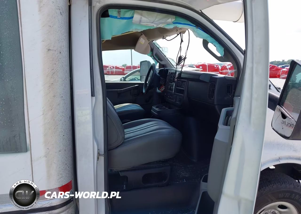 2024 Chevrolet Express Cutaway Work Van VIN:1HA0GSF76RN011561 - 5