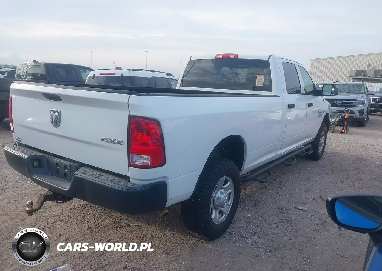 2015 Ram 2500 Tradesman VIN:3C6TR5HT7FG689285 - 4